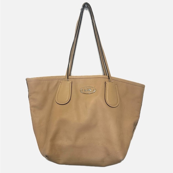 Coach Handbags - Coach Tan Leather Shoulder Tote